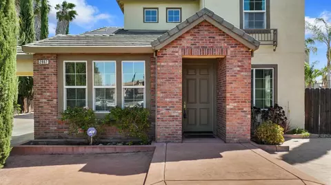 Exterior - 2867 W Bay Ct, Tracy, CA 95377 photo 3 of 23