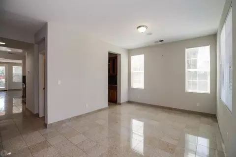 Living - 2867 W Bay Ct, Tracy, CA 95377 photo 3 of 10
