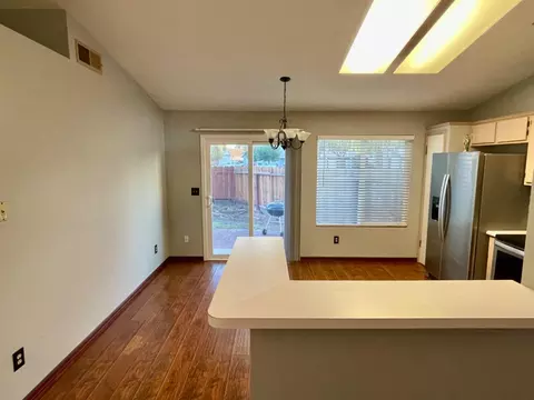 2724 Riverbend Dr, Modesto, CA 95351 photo 6