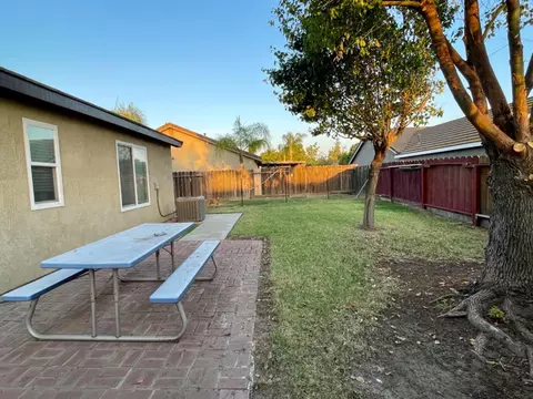 2724 Riverbend Dr, Modesto, CA 95351 photo 21