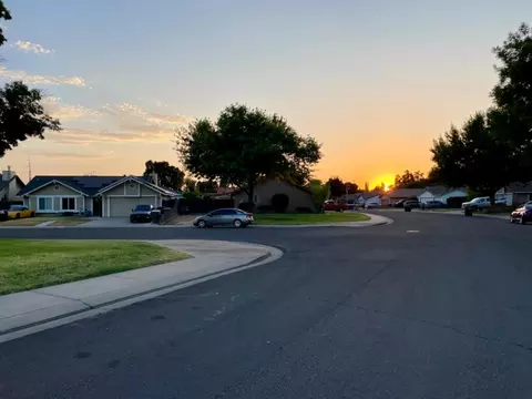 2724 Riverbend Dr, Modesto, CA 95351 photo 22
