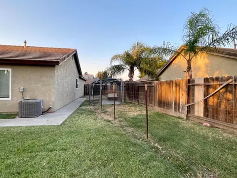 2724 Riverbend Dr, Modesto, CA 95351 photo 23