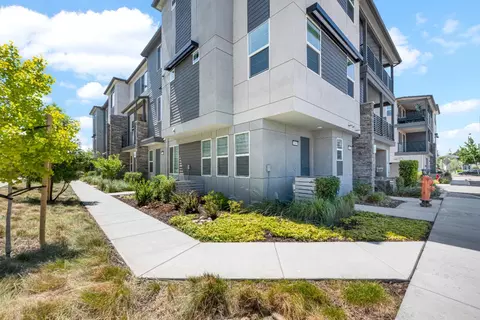 Exterior - 561 Delve Ct, Hayward, CA 94544 photo 2 of 9