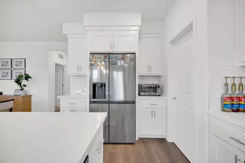 Kitchen - 561 Delve Ct, Hayward, CA 94544 photo 6 of 6
