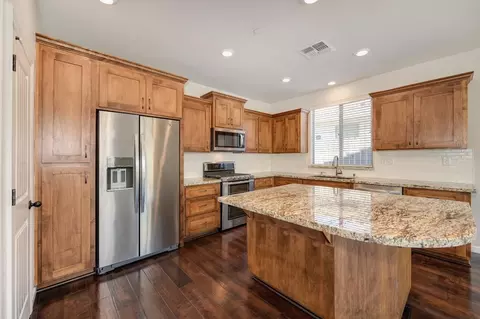 811 Stage Stop Loop, Rocklin, CA 95765 photo 9