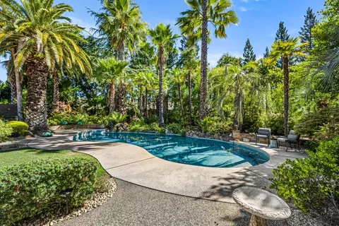 Exterior - 3908 Ballard Dr, Carmichael, CA 95608 photo 13 of 20