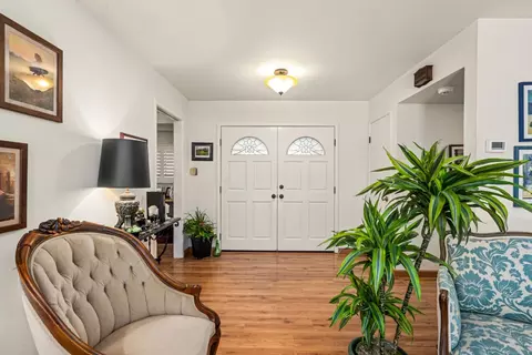 Entry Way - 3908 Ballard Dr, Carmichael, CA 95608 photo 2 of 7