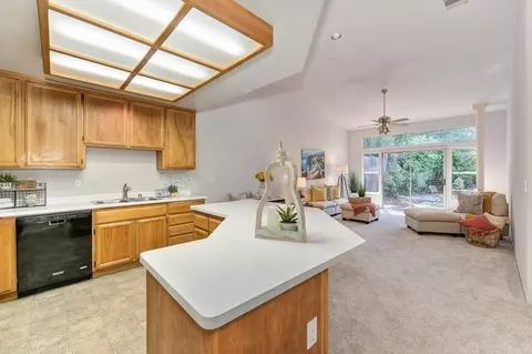 Kitchen - 917 Zaragoza St, Davis, CA 95618 photo 1 of 4