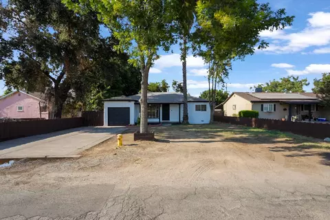743 Elm Ave, Modesto, CA 95351 photo 1