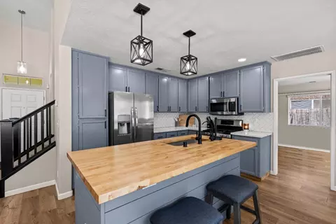 4100 Royal Windsor Dr, Salida, CA 95368 photo 12