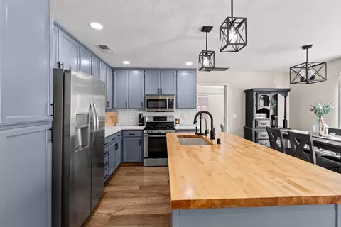 4100 Royal Windsor Dr, Salida, CA 95368 photo 10