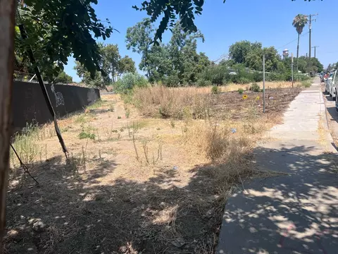 3243 6th St, Ceres, CA 95307 photo 6