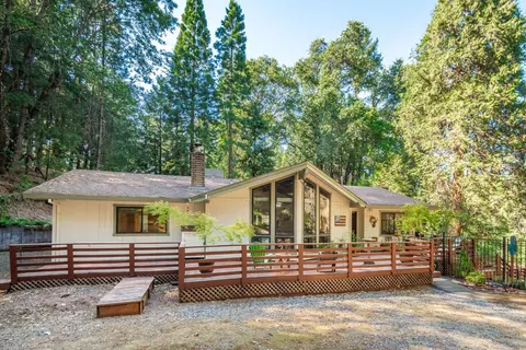 Exterior - 4980 Oak Hill Rd, Placerville, CA 95667 photo 14 of 37