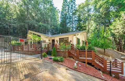 Exterior - 4980 Oak Hill Rd, Placerville, CA 95667 photo 9 of 37
