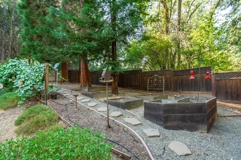 Exterior - 4980 Oak Hill Rd, Placerville, CA 95667 photo 22 of 37