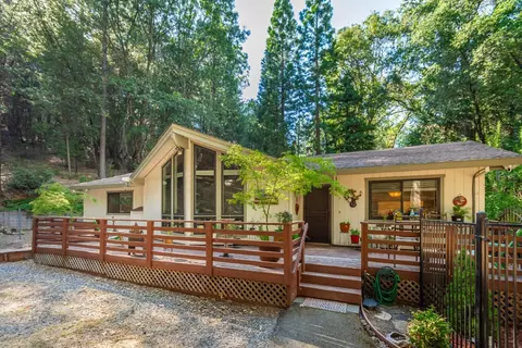 Exterior - 4980 Oak Hill Rd, Placerville, CA 95667 photo 17 of 37