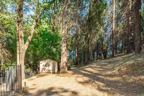 Exterior - 4980 Oak Hill Rd, Placerville, CA 95667 photo 30 of 37