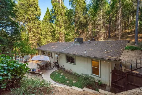 Exterior - 4980 Oak Hill Rd, Placerville, CA 95667 photo 25 of 37