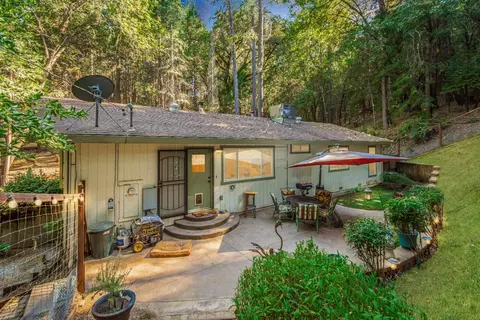 Exterior - 4980 Oak Hill Rd, Placerville, CA 95667 photo 2 of 37