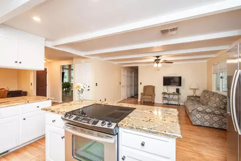Kitchen - 4980 Oak Hill Rd, Placerville, CA 95667 photo 9 of 11