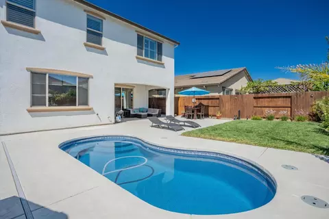 9380 Sedgefield Ave, Elk Grove, CA 95624
