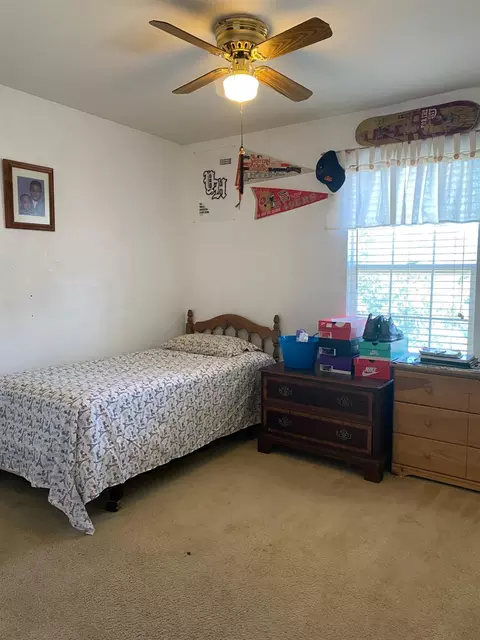 Bedroom - 2416 Mountain Pride Ct, Modesto, CA 95355 photo 2 of 4