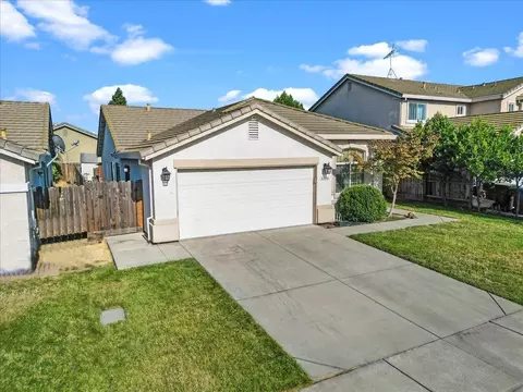 3356 Orchestra Pl, Modesto, CA 95355 photo 2
