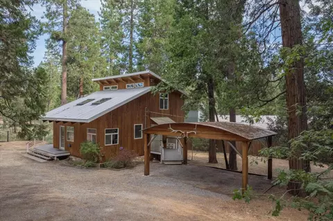 4953 Hillcrest Dr, Hathaway Pines, CA 95233 photo 1