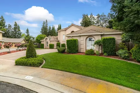 Exterior - 1060 Buttercup Pl, Manteca, CA 95336 photo 3 of 8