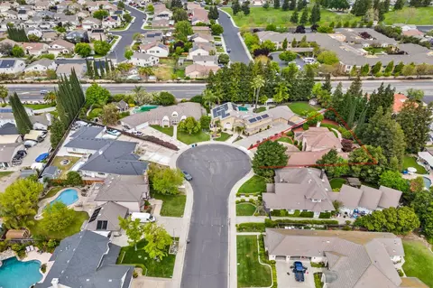 View/Area - 1060 Buttercup Pl, Manteca, CA 95336 photo 10 of 11