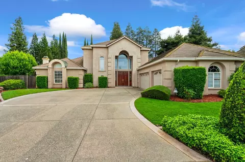 Exterior - 1060 Buttercup Pl, Manteca, CA 95336 photo 2 of 8