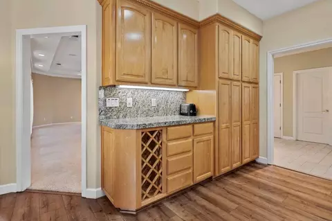 Entry Way - 1060 Buttercup Pl, Manteca, CA 95336 photo 4 of 10