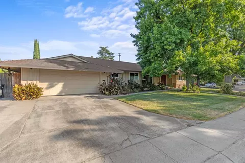 Exterior - 4917 Andrew Cir, Carmichael, CA 95608 photo 3 of 10