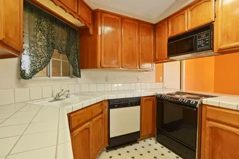 1967 Shadow Park Dr, Turlock, CA 95380 photo 14