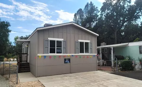 5812 Cedars Rd #3, Redding, CA 96001 photo 1