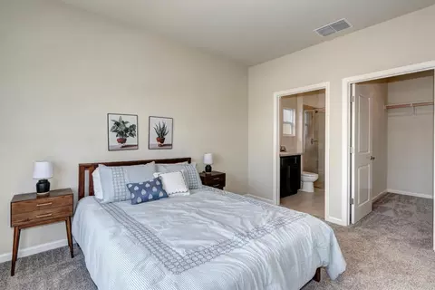 1044 Hogan Rd, Galt, CA 95632 photo 4