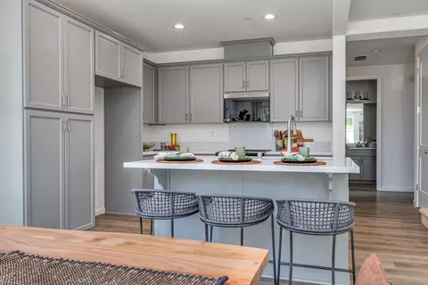 8238 Caminata Ln, Carmichael, CA 95608 photo 9