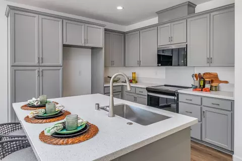 8238 Caminata Ln, Carmichael, CA 95608 photo 10