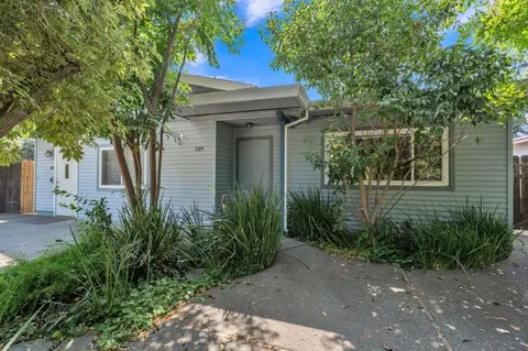 1109 Chestnut Ln, Davis, CA 95616 photo 2