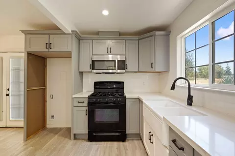 907 Ayers Ln, Galt, CA 95632 photo 14