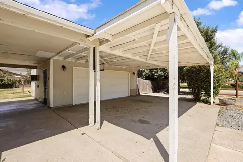 907 Ayers Ln, Galt, CA 95632 photo 5