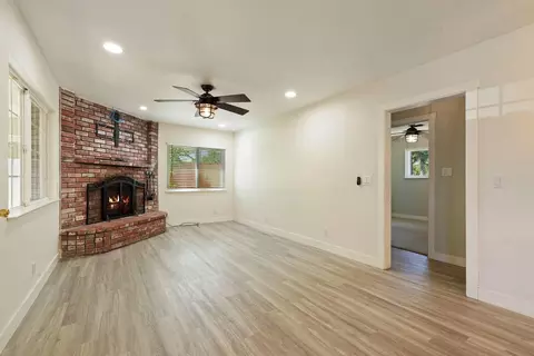 907 Ayers Ln, Galt, CA 95632 photo 8