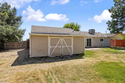 907 Ayers Ln, Galt, CA 95632 photo 29
