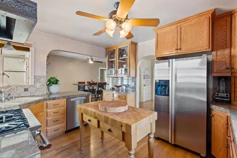 Kitchen - 405 Myrtle Ave, Modesto, CA 95350 photo 3 of 5