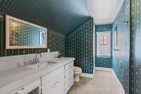 Bath - 405 Myrtle Ave, Modesto, CA 95350 photo 4 of 6