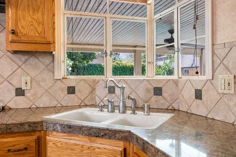 Kitchen - 405 Myrtle Ave, Modesto, CA 95350 photo 4 of 5