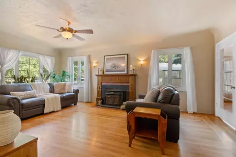 Living - 405 Myrtle Ave, Modesto, CA 95350 photo 1 of 1