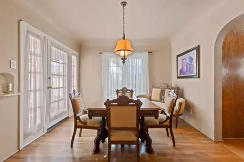 Dining - 405 Myrtle Ave, Modesto, CA 95350 photo 1 of 4