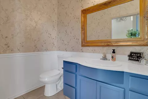 1027 Maggiore, Manteca, CA 95337 photo 9