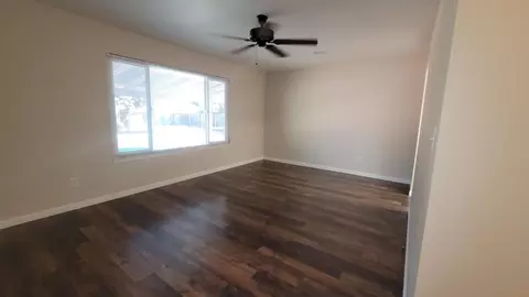 1424 Kent Way, Modesto, CA 95355 photo 4